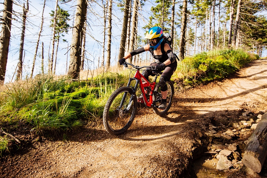 mountainbiken.jpeg